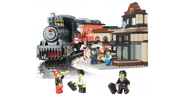Sluban Railway Station 526 pcs